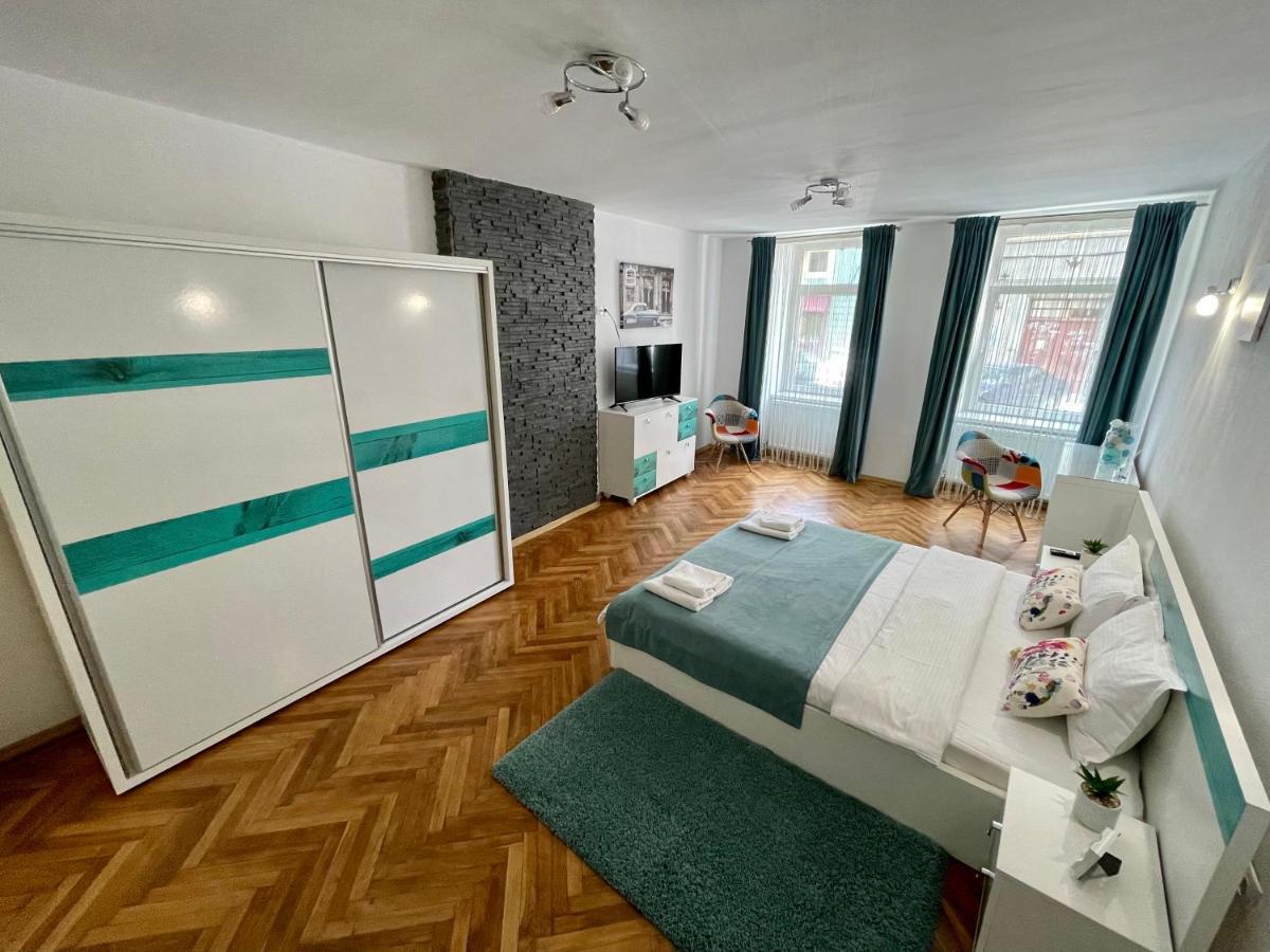36 Central Residence 브라쇼브 외부 사진