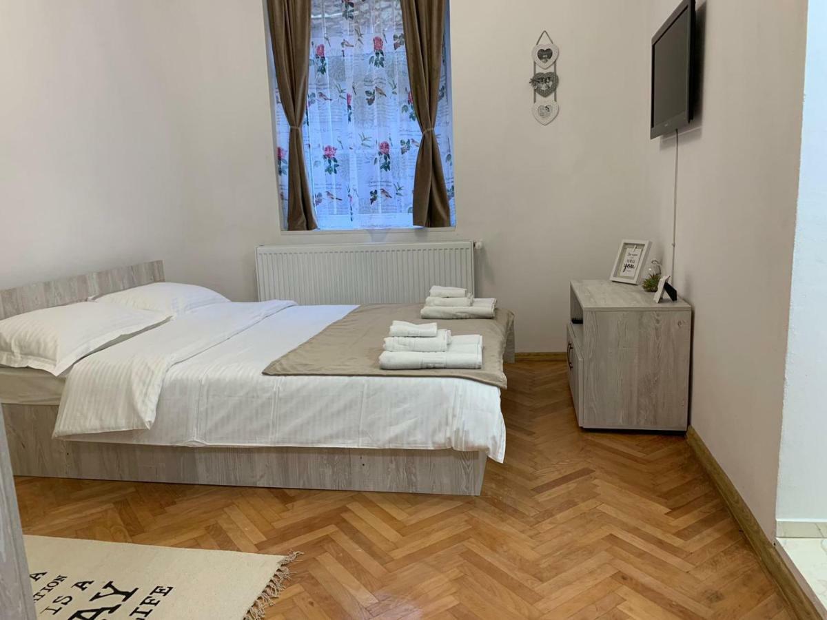 36 Central Residence 브라쇼브 외부 사진